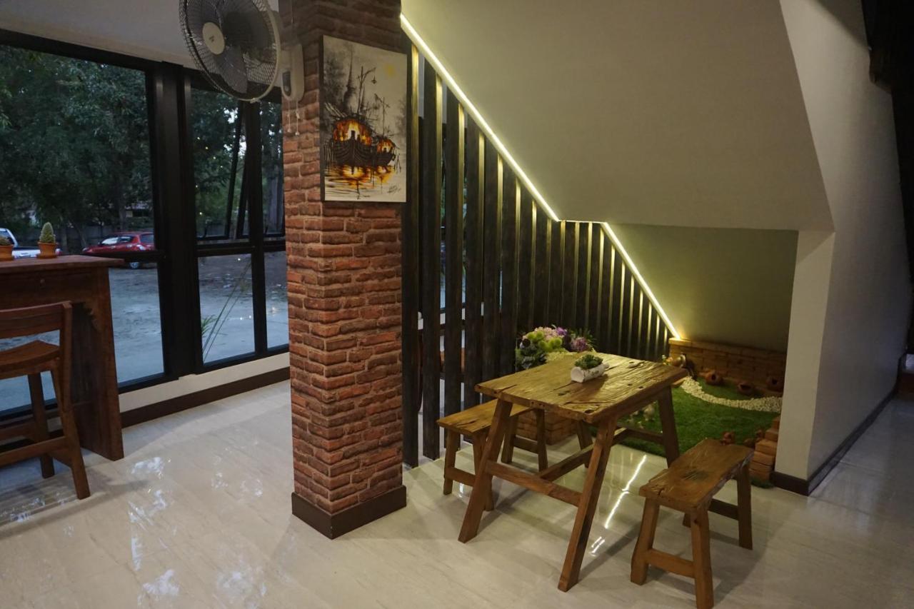 Ingmon House Hotel Chiang Mai Luaran gambar